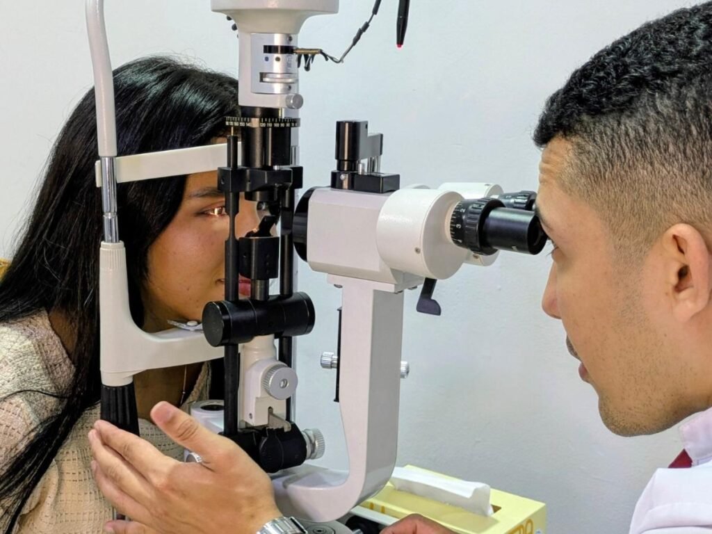 Examen visual integral - CiberOptica Cartagena