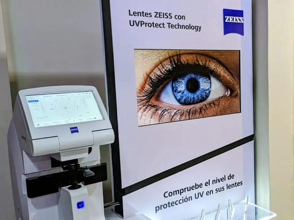 Examen Visual en Cartagena 7 CiberOptica ZEISS Vision Expert Cartagena